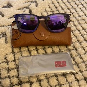 NEW Ray-band RB4221 Sunglasses - Purple with case.